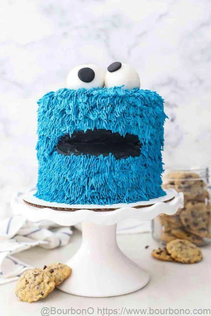 Cookie monster smash cake is every child’s favorite surprise