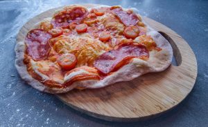 How to Use A Pizza Stone for The First Time – A Beginner’s Guide to Pizza Stones