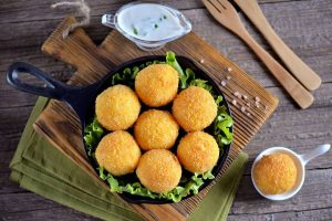 What to Serve with Potato Croquettes (Best Entrees, Sides, And Sauces)