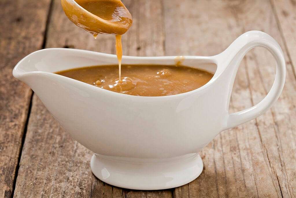 How to Thicken Gravy in A Crockpot [With or Without Flour]